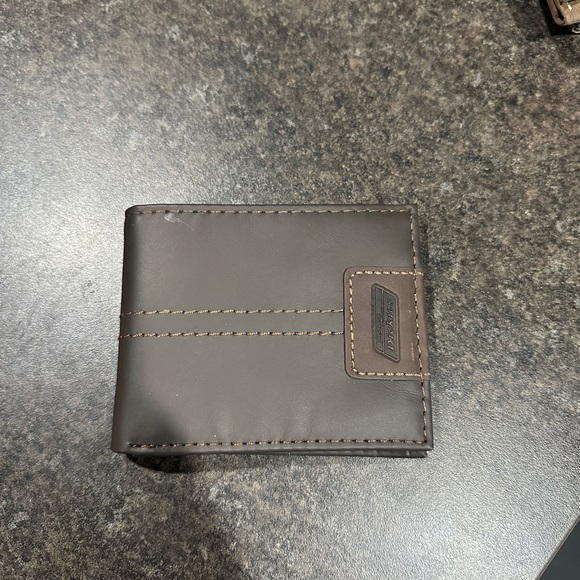 NWOT Dickies Leather Wallet - Picture 1 of 5